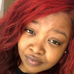 Meet your Posher, Taylore